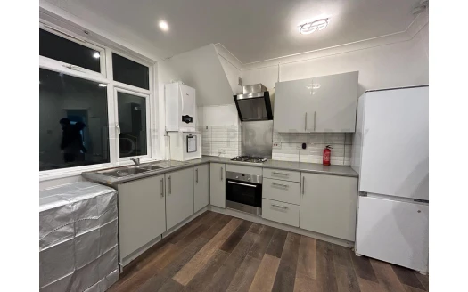 Heath Road, Hounslow, TW3