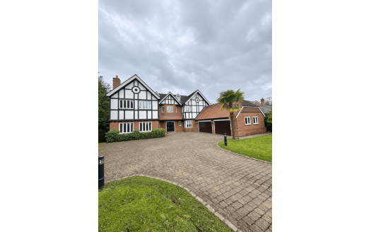 Camp Road, GERRARDS CROSS, SL9 7PF